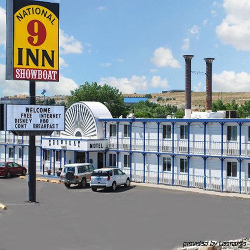 National 9 Inn Showboat Casper Exterior photo